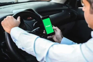 ◄ مسافران اسنپ و تپسی منتظر افزایش کرایه حمل مسافر باشند تخفیف ها از جیب رانندگان اسنپ پرداخت می شود