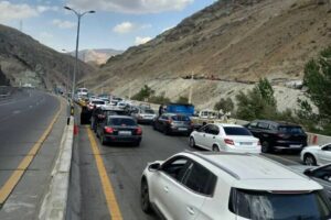 بارش باران در محورهای مازندران؛ ترافیک سنگین در گلوگاه‌ های مواصلاتی تهران